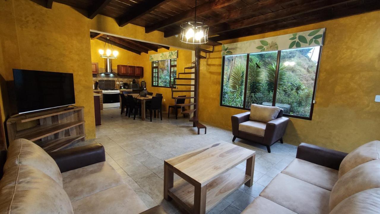 "Casa Verde" En Banos De Agua Santa Con Vista Al Volcan Tungurahua Екстер'єр фото