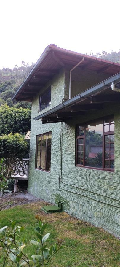 "Casa Verde" En Banos De Agua Santa Con Vista Al Volcan Tungurahua Екстер'єр фото